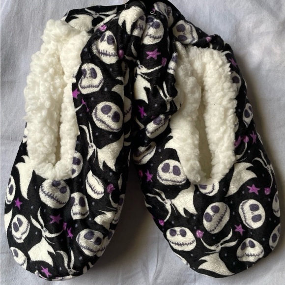 Fuzzy Babba Slipper Socks Disneys Nightmare Before Christmas, M/L womens 8-10 - Picture 2 of 9